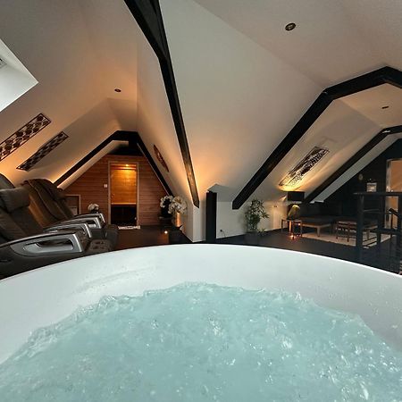 Les Suites De Bougainville コンカルノー エクステリア 写真